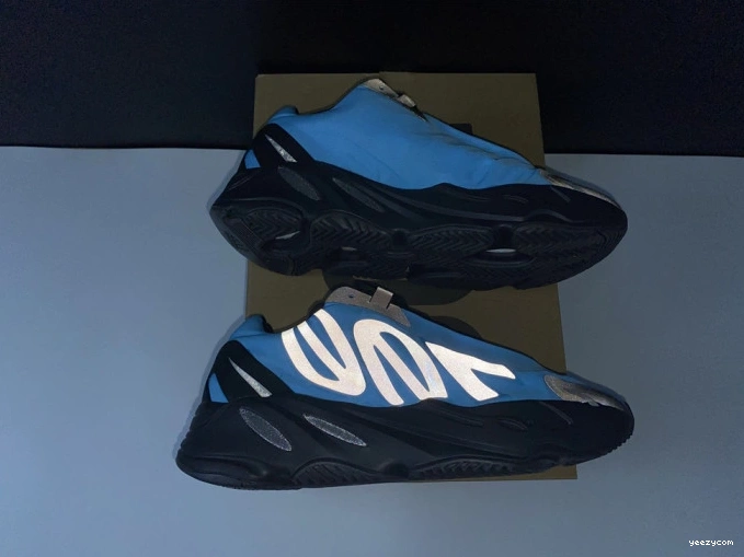 ADIDAS Yeezy Boost GZ3079 MNVN 700 'Bright Cyan' 0831